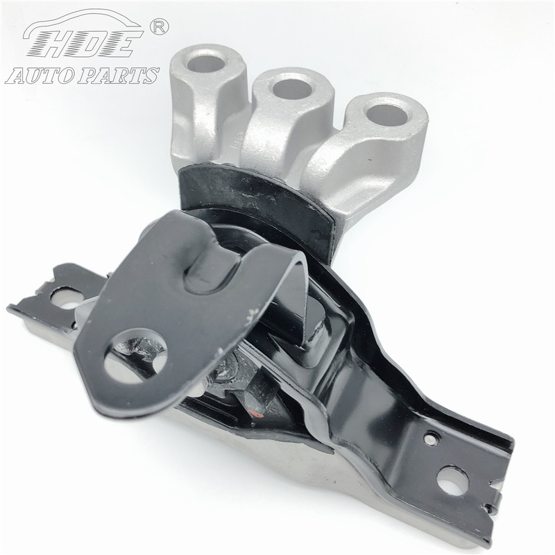 Chân Máy Trước Phải Máy Xăng Chevrolet Captiva Mã phụ tùng 96626769
