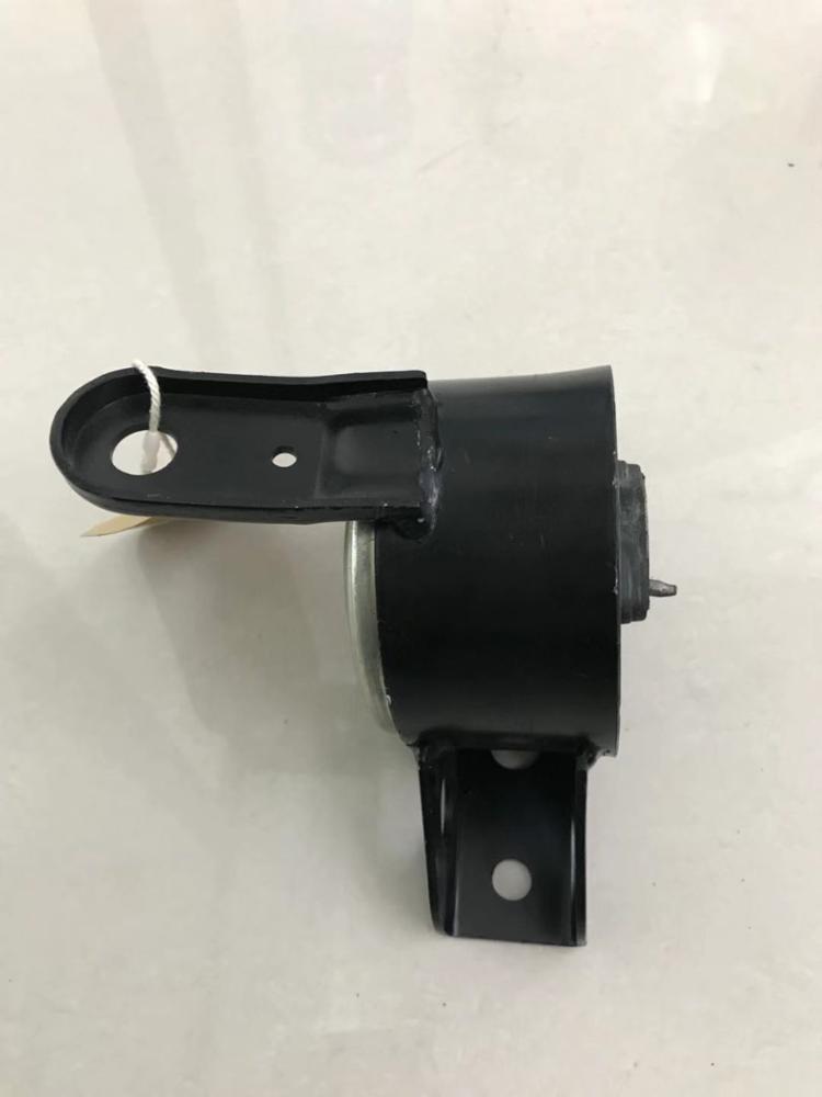 Chân Máy Trước Phải Chevrolet Spark OEM 96484923-PMC