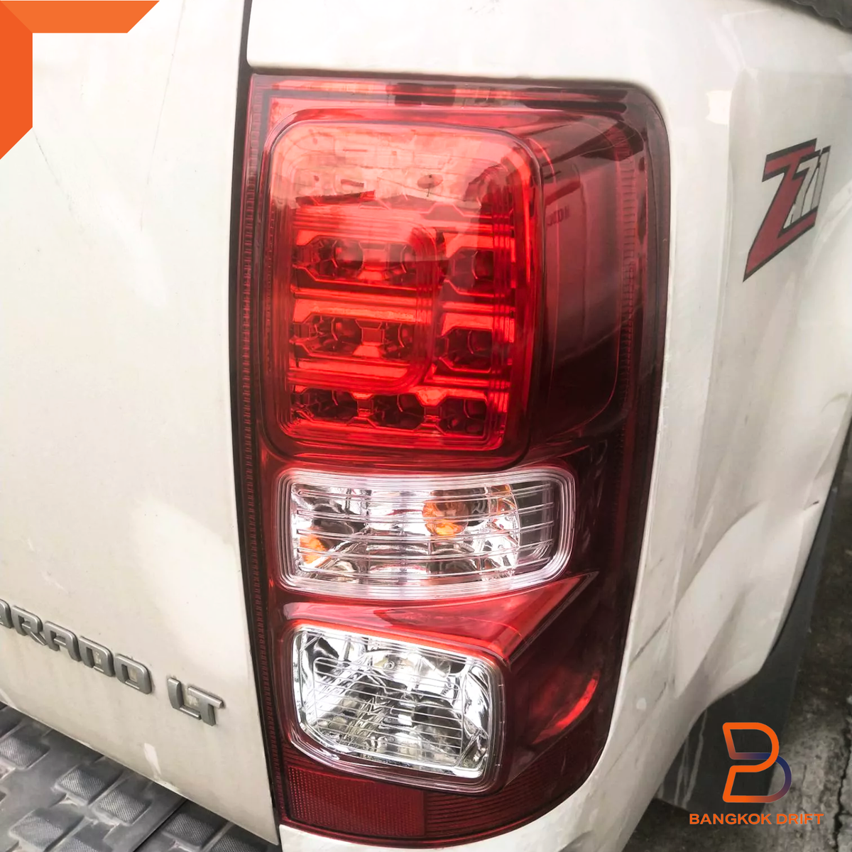 Đèn Hậu Trái Có Led Chevrolet Colorado OEM 94728016-TL
