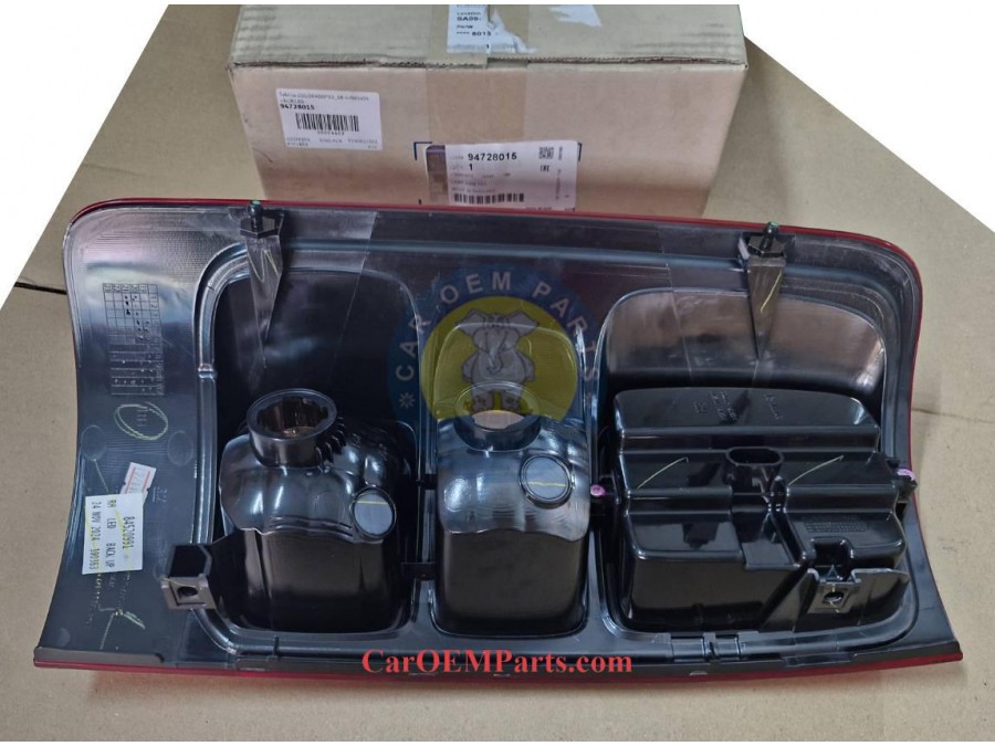 Đèn Hậu Phải Có Led Chevrolet Colorado OEM 94728015-TL