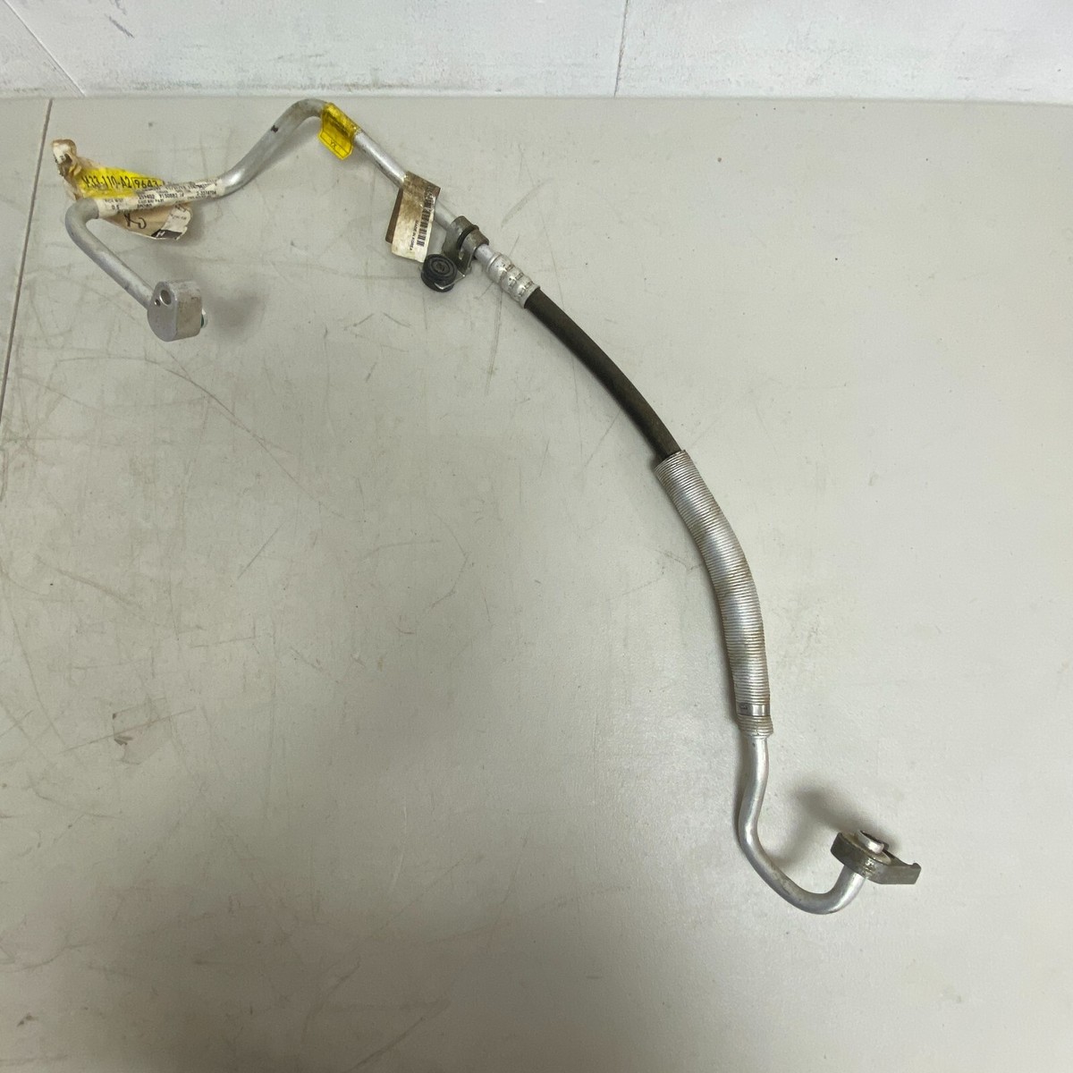 Ống Cao Áp Điều Hoà Daewoo Gentra Mã phụ tùng 96435887