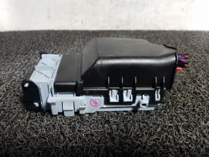 Đế Hộp Cầu Chì Daewoo Lacetti Mã phụ tùng 95963459
