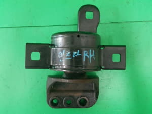 Hộp Điều Khiển Thân Xe (Bmc) Daewoo Lacetti Mã phụ tùng 13578421