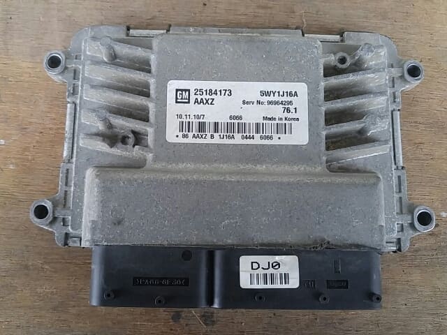 Hộp Đen - Ecu Daewoo Lacetti Mã phụ tùng 25184173
