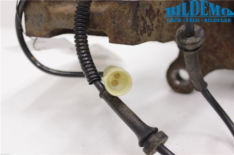 Trụ Lái Trái Daewoo Lacetti Mã phụ tùng 96454298