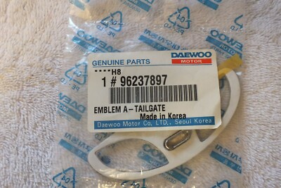Lòng Dè Chắn Bùn Trước Trái Daewoo Lacetti OEM 96548777-OE