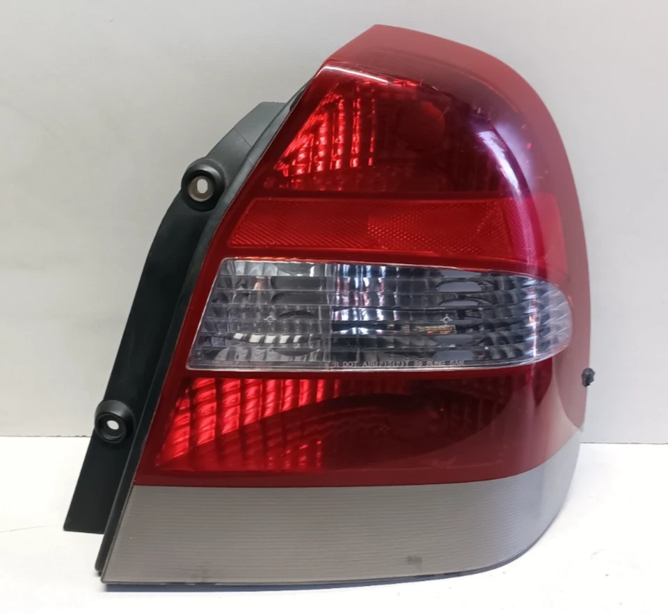 Đèn Hậu Trái Daewoo Nubira Mã phụ tùng 96272031