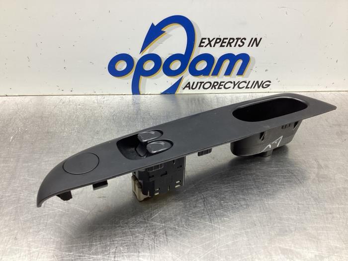 Cụm Công Tắc Lên Kính Tổng Daewoo Matiz Mã phụ tùng 96563826