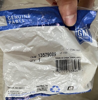 Cảm Biến Chân Phanh 6 Giắc Điện Daewoo Lacetti Mã phụ tùng 13579089