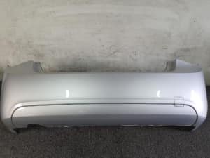 Cản Sau Không Lỗ Cảm Biến Báo Lùi Daewoo Lacetti Mã phụ tùng 96981076