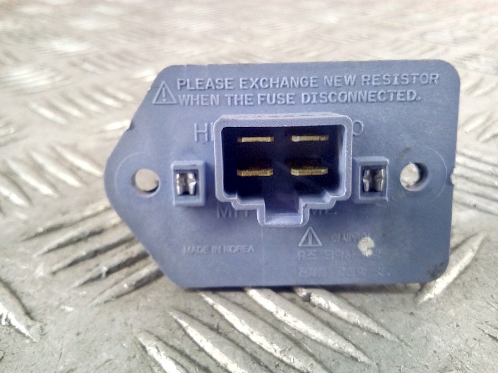Trở Quạt Gió Điều Hòa Trong Xe Daewoo Lacetti Mã phụ tùng 96801896