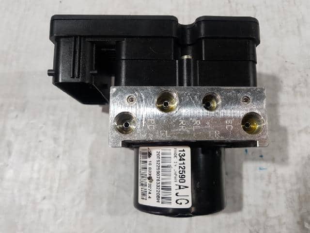 Cụm Điều Khiển Abs Daewoo Lacetti Mã phụ tùng 13412590