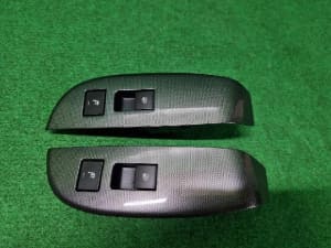 Công Tắc Lên Xuống Kính Trước Phải Daewoo Lacetti Mã phụ tùng 13305370