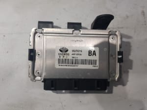 Bình Nước Phụ 2.5L Daewoo Magnus Mã phụ tùng 96417877