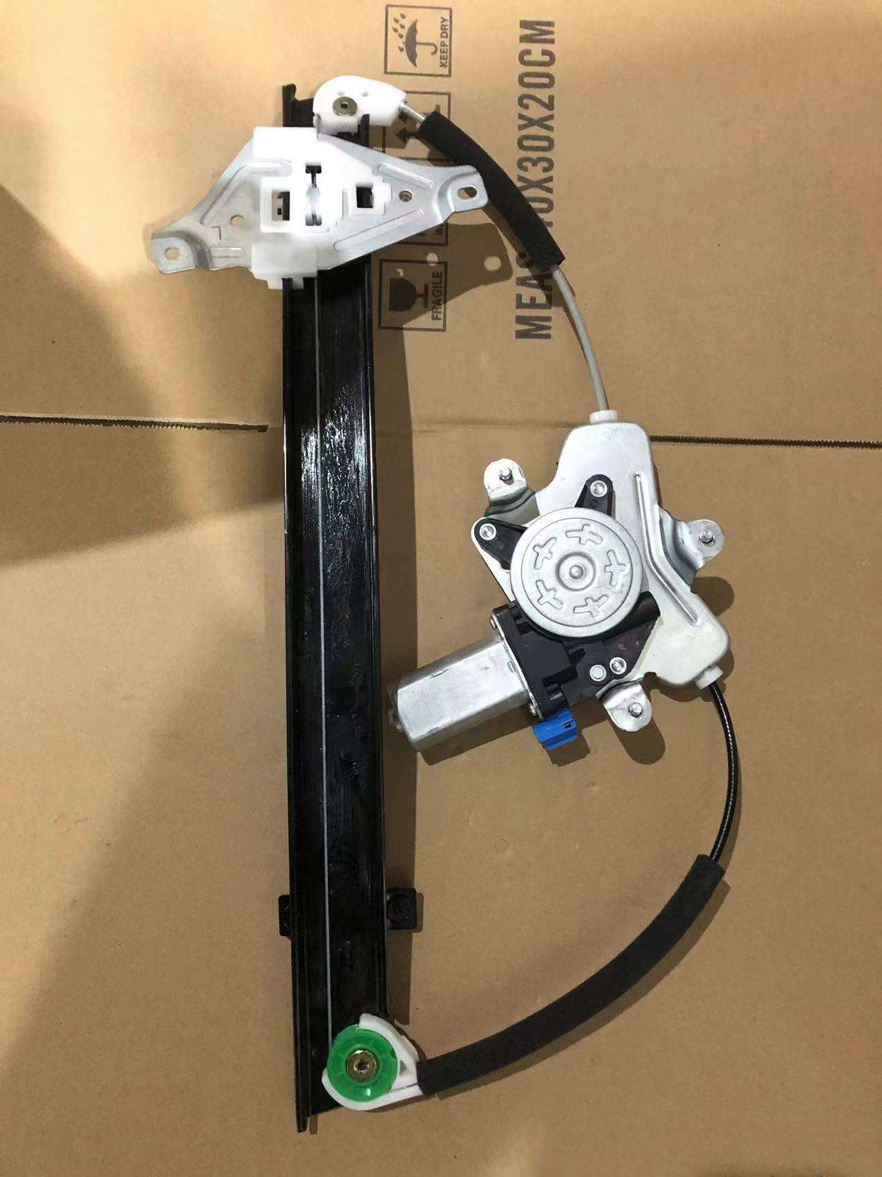 Compa Lên Kính Cánh Cửa Trước Trái Daewoo Lacetti Mã phụ tùng 96548080