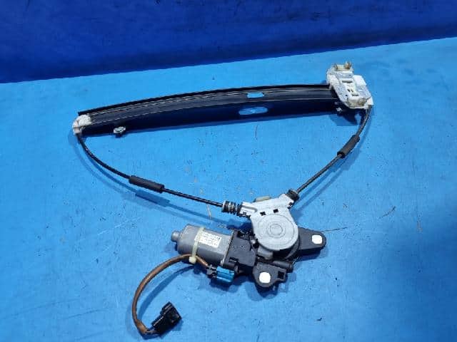 Mô Tơ Lên Xuống Kính Trước Bên Phải Daewoo Matiz Mã phụ tùng 96485142