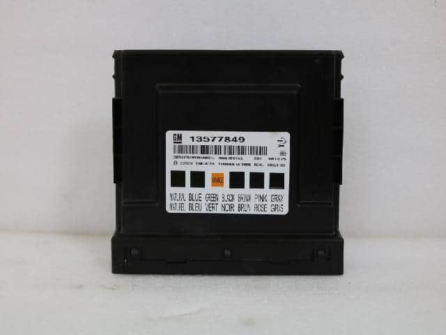 Hộp Bcm Hộp Điều Khiển Thân Xe Daewoo Lacetti Mã phụ tùng 13577849
