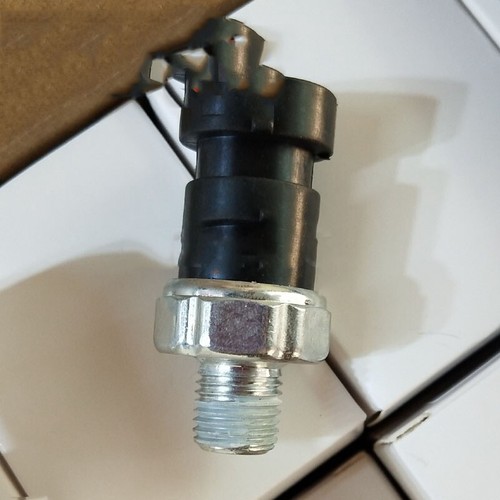 Cổ Đổ Xăng Vào Thùng Daewoo Gentra Mã phụ tùng 96653842