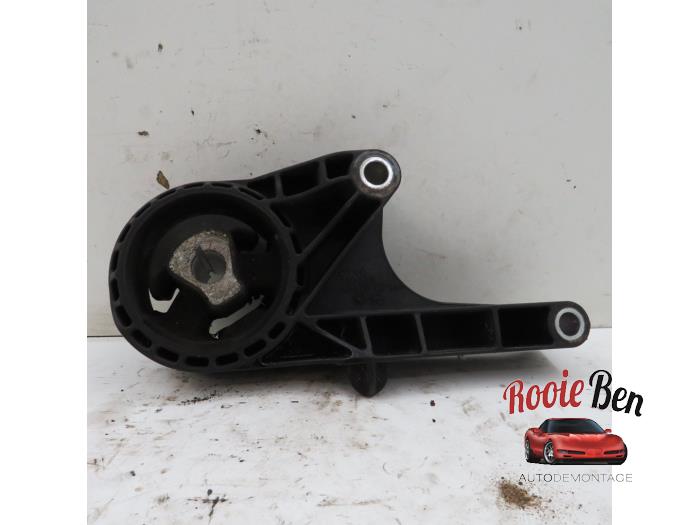 Chân Treo Két Nước Daewoo Lacetti Mã phụ tùng 13248607