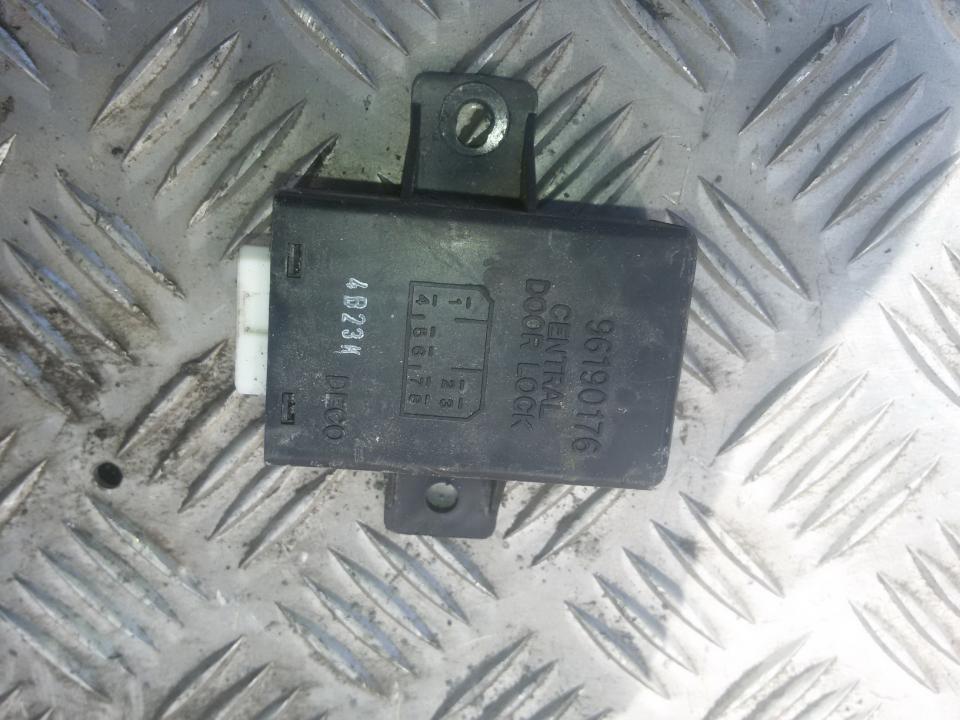 Rơ Le Đóng Mở Cửa Daewoo Nubira Mã phụ tùng 96190176