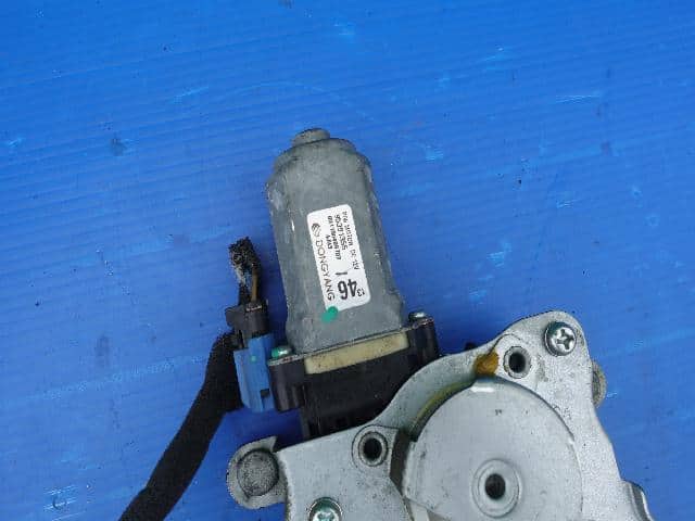 Mô Tơ Lên Xuống Kính Cửa Trước Phải Phải Daewoo Gentra Mã phụ tùng 95391355