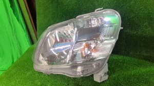 Đèn Hậu Phải Xi Nhan Vàng Daewoo Matiz Mã phụ tùng 95483112