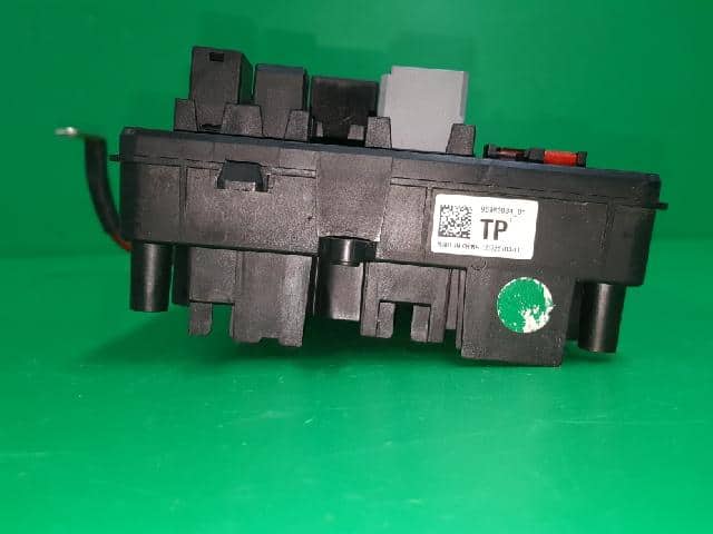 Hộp Cầu Chì Tổng Đầu Xe Daewoo Lacetti Mã phụ tùng 96982034