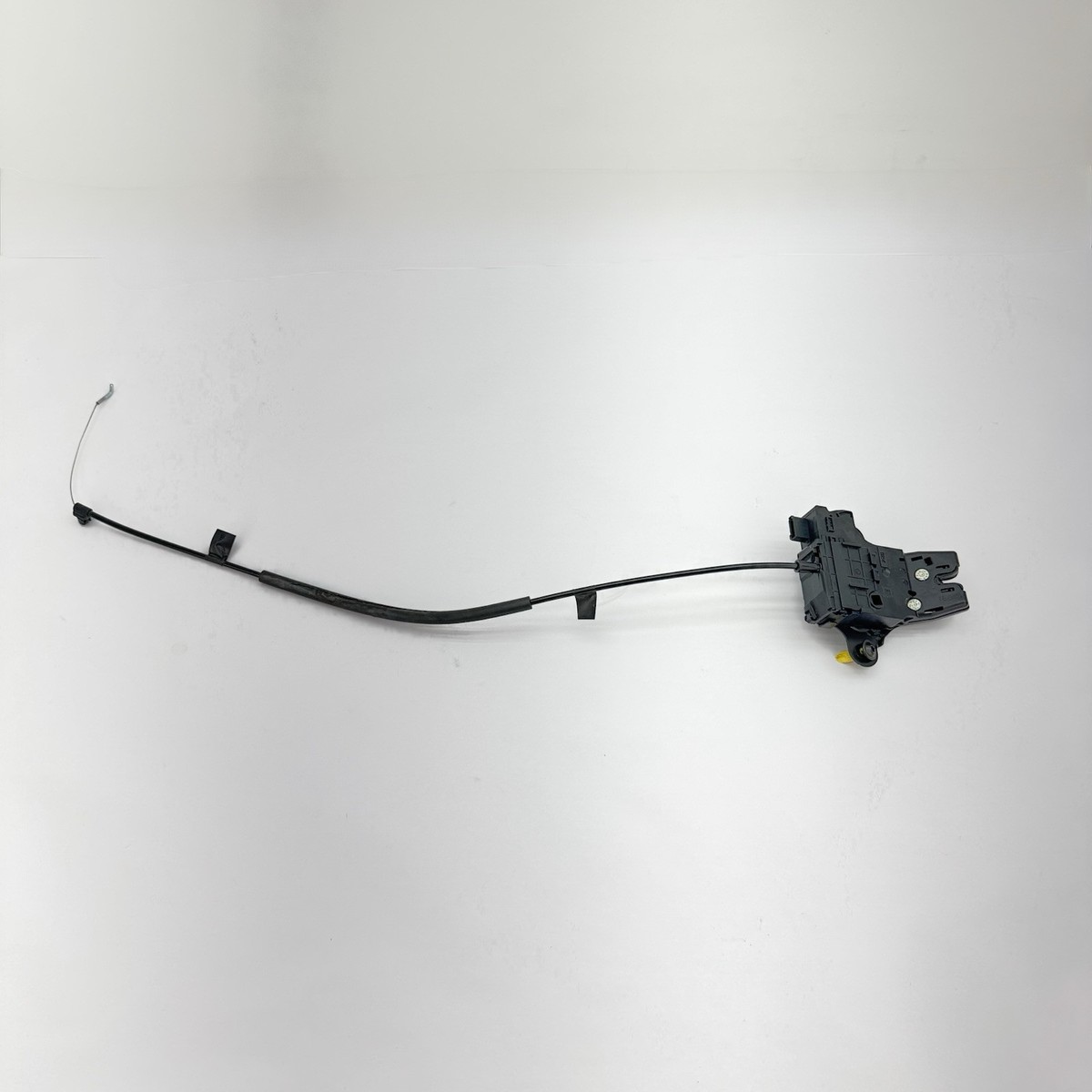 Cơ Cấu Ổ Khóa Ngậm Cửa Cốp Hậu Daewoo Lacetti Mã phụ tùng 13501988