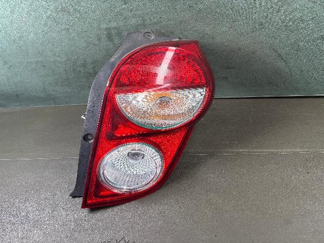 Đèn Hậu Phải Xi Nhan Vàng Daewoo Matiz OEM 95952197