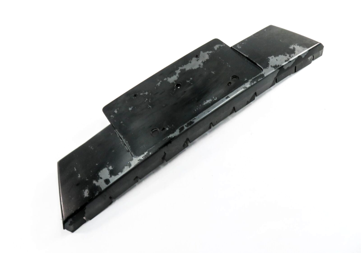 Ốp Bắt Biển Số Audi A 4 OEM 8K0807285-OE