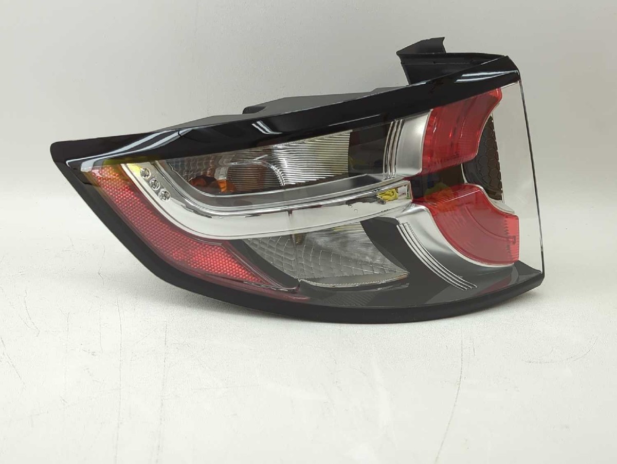 Đèn Hậu Trái Landrover RANGE ROVER SPORT Mã phụ tùng LR061572