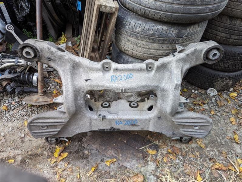 Cầu Sau Landrover RANGE ROVER SPORT Mã phụ tùng LR086154