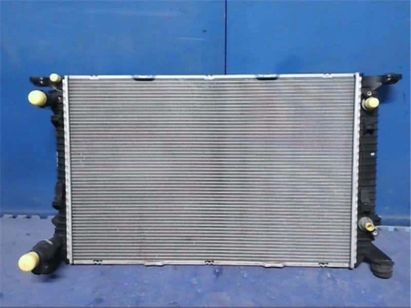 Két Nước Audi Q5 Mã phụ tùng 8K0121251AJ