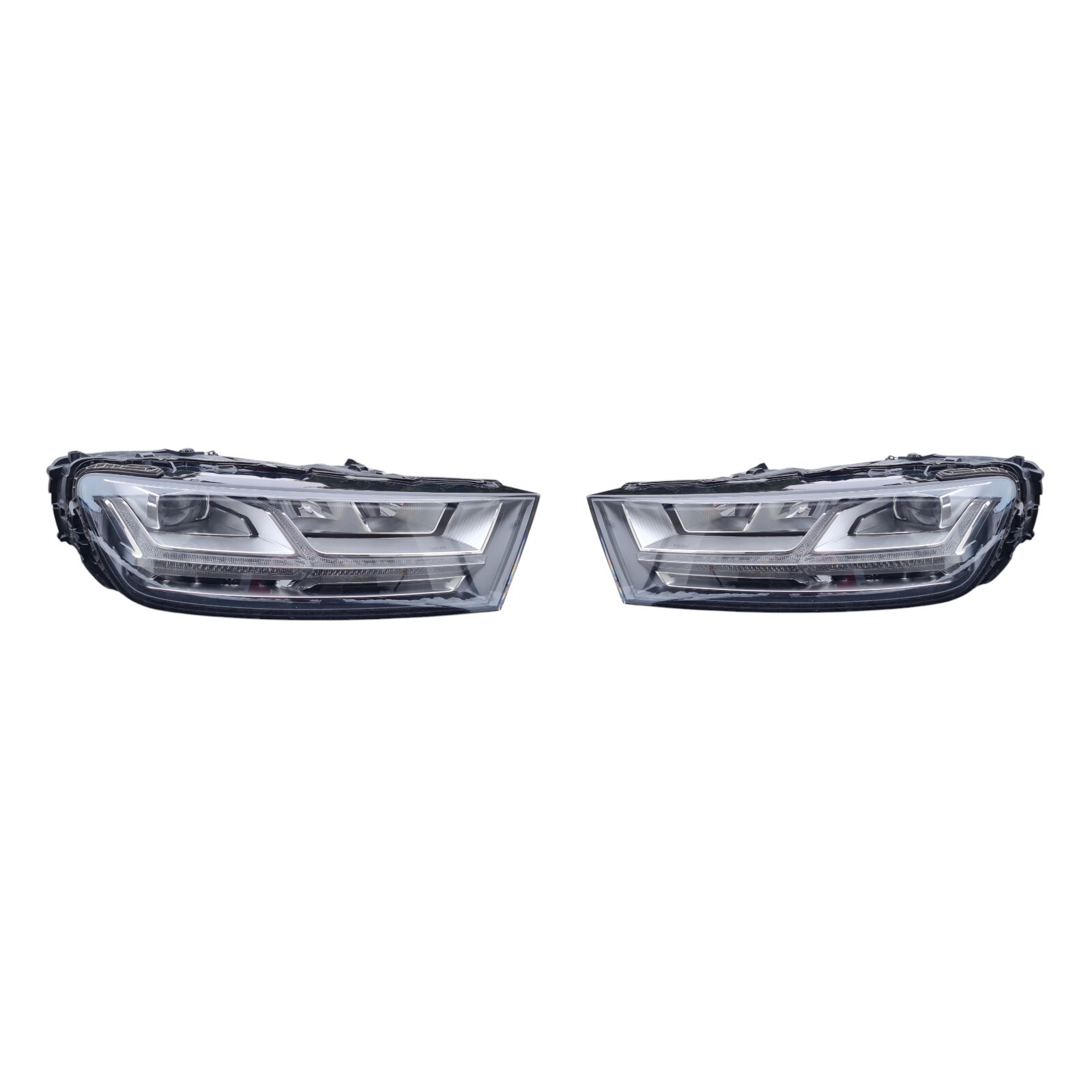 Đèn Pha Trái Audi Q7 Mã phụ tùng 4M0941773C