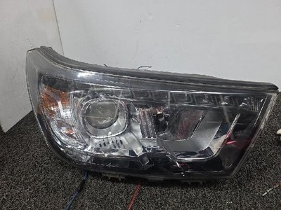 Đèn Pha Trái Có Led Ssangyong Tivoli Mã phụ tùng 8310235200