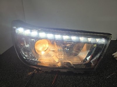 Đèn Pha Trái Có Led Ssangyong Tivoli Mã phụ tùng 8310235200