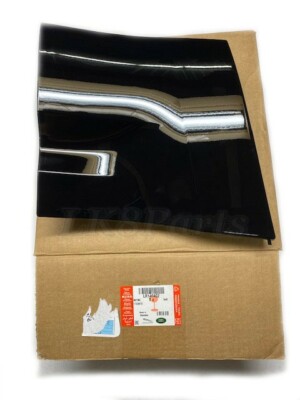 Đèn Hậu Phải Landrover RANGE ROVER SPORT Mã phụ tùng Lr055104