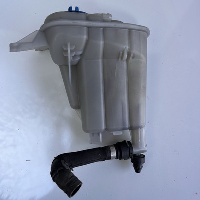 Bình Nước Phụ Audi Q5 Mã phụ tùng 8k01214030