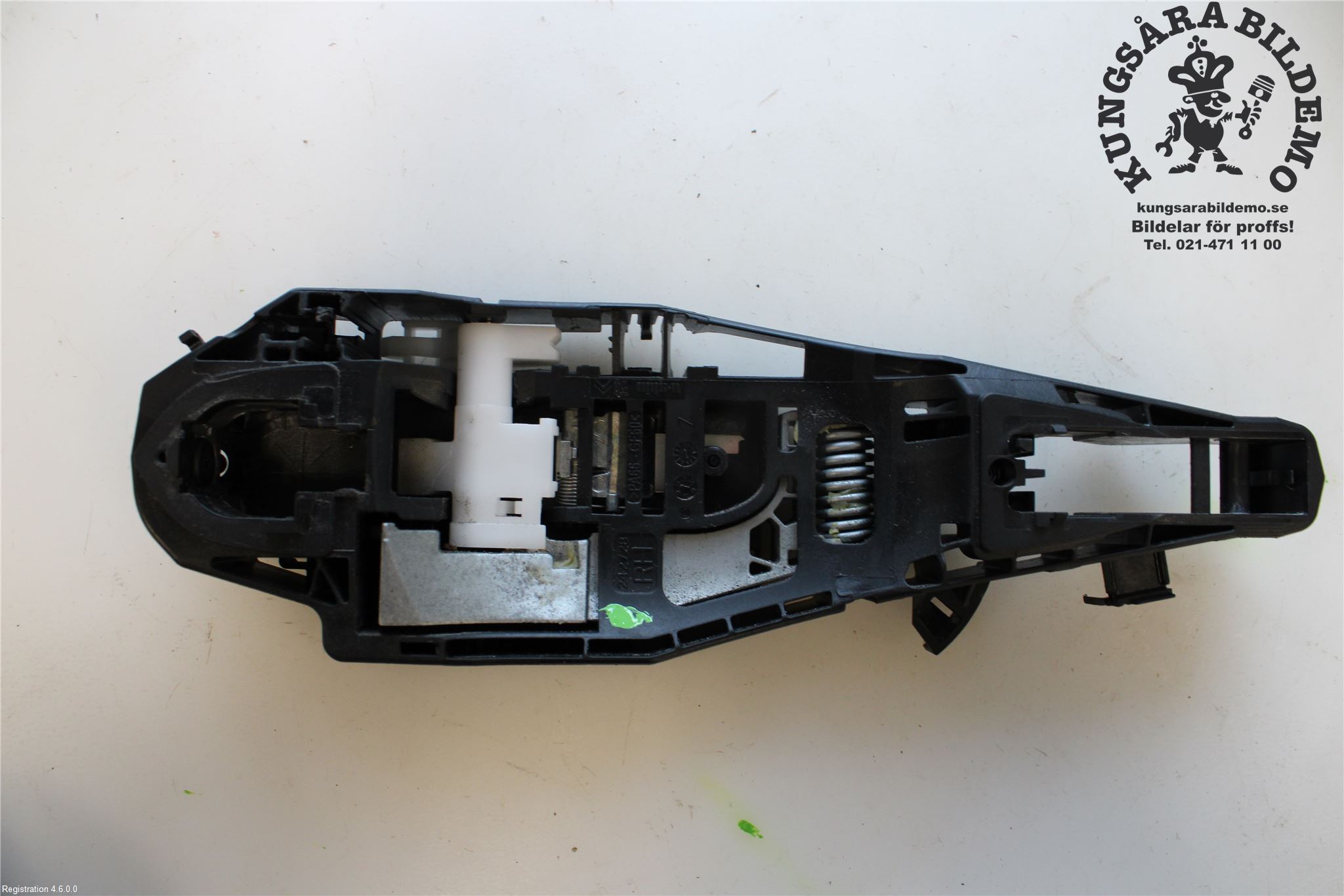 Giảm Xóc Trước Trái Peugeot 208 Mã phụ tùng 98203109
