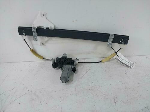 Cụm Công Tắc Nâng Hạ Kính Tổng Ssangyong Musso Mã phụ tùng 8582005700lad