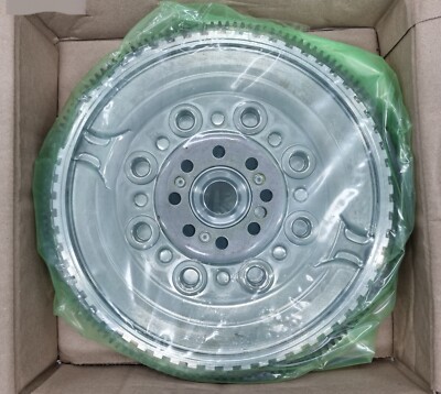 Bánh Đà Kép Ssangyong STAVIC Mã phụ tùng 6650302205