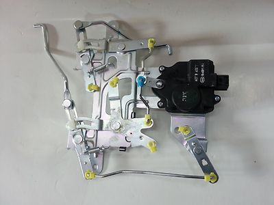 Guốc Phanh Tay Ssangyong Musso Mã phụ tùng 24P0012