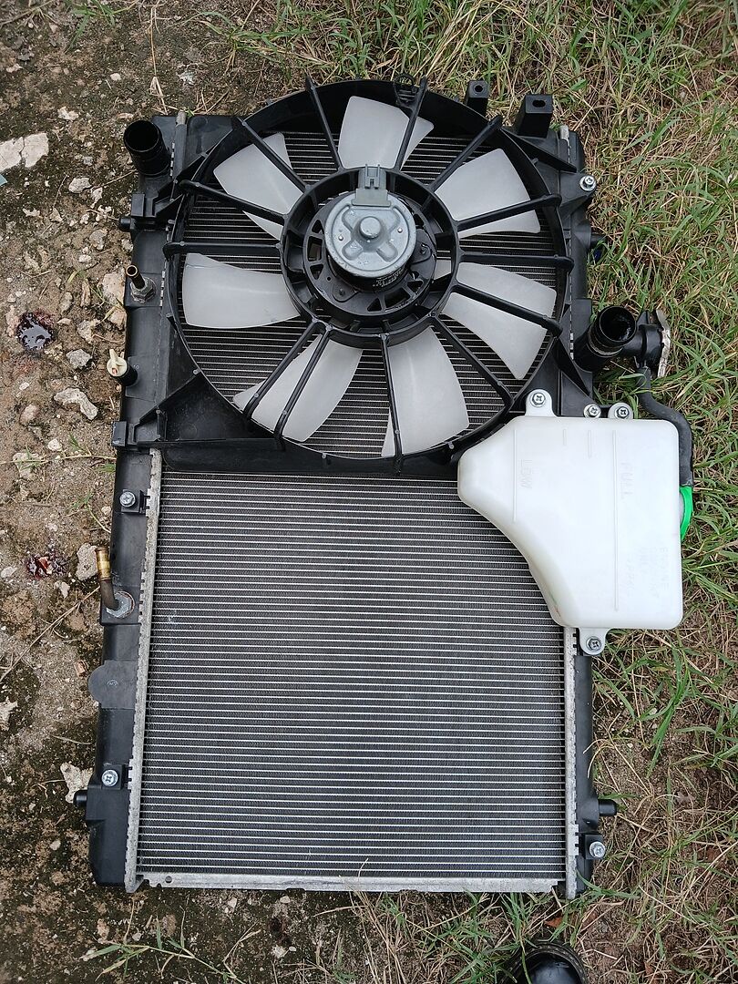 Két Nước At (Máy Dầu) Ssangyong RX 270 Mã phụ tùng 2131008250