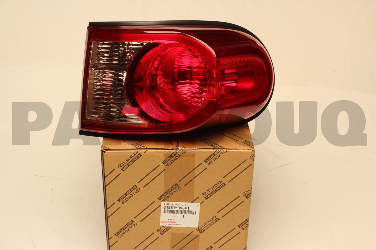 Đèn xi nhan Toyota Hiace 15C Mã phụ tùng 8151195J16