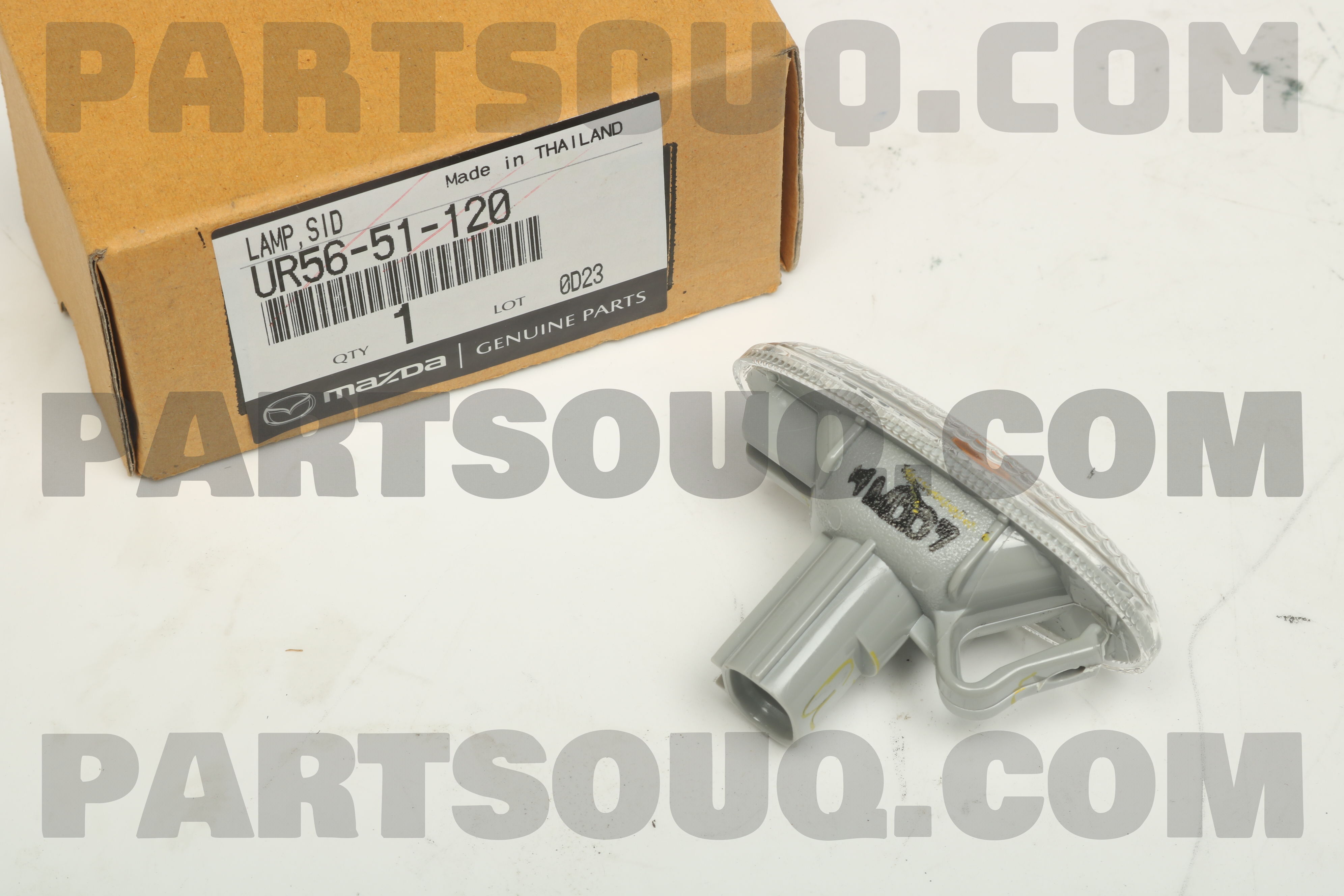 Đèn tai xe Mazda BT50 Mã phụ tùng UR5651120