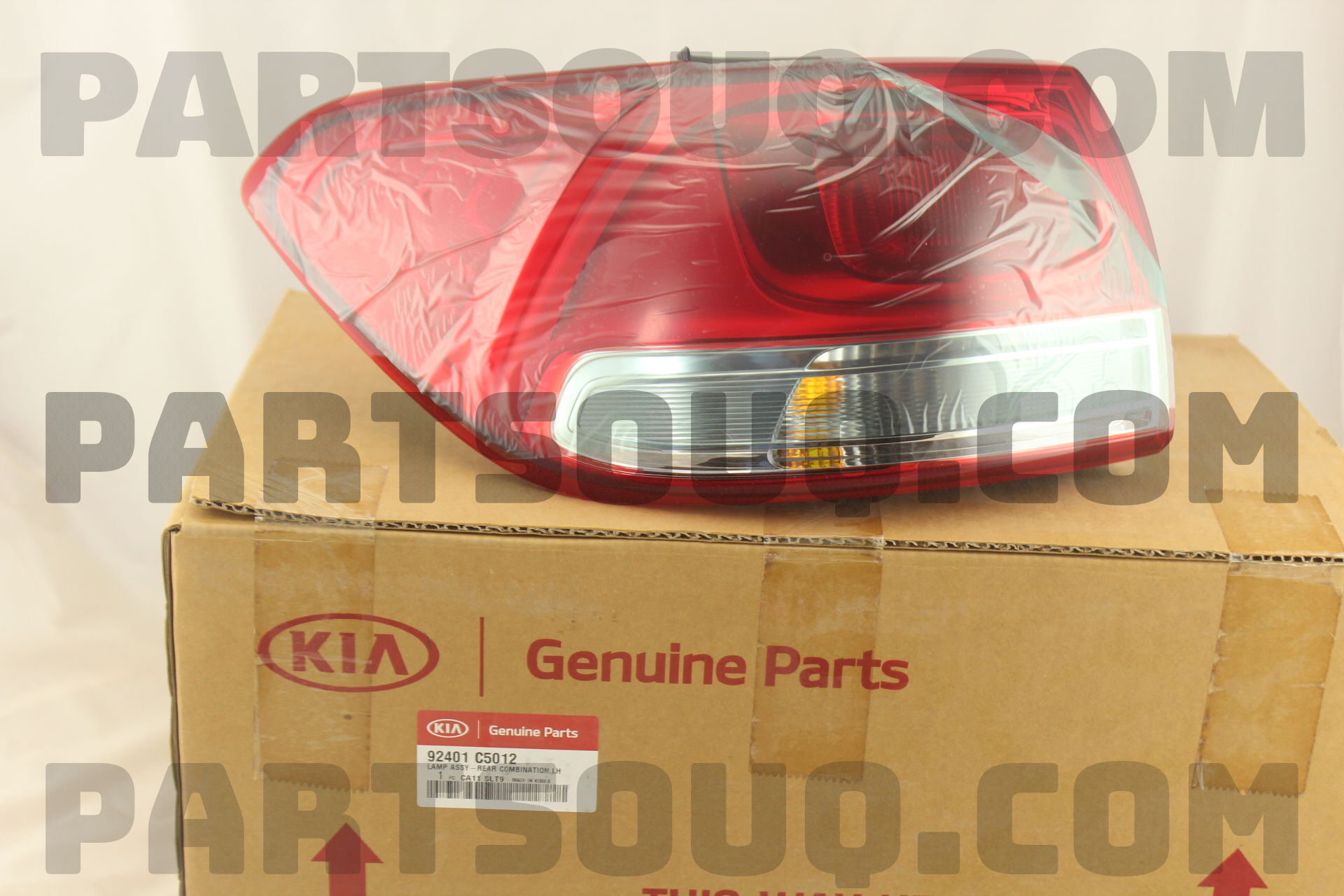 Đèn cản sau Hyundai Avante 2010 (Đèn ba đờ xốc sau Hyundai Avante 2010) Mã phụ tùng 924012Q500