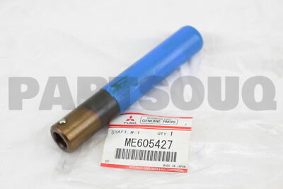 Ốp đầu bậc lên xuống sau Pajero V45 Mã phụ tùng mr776054