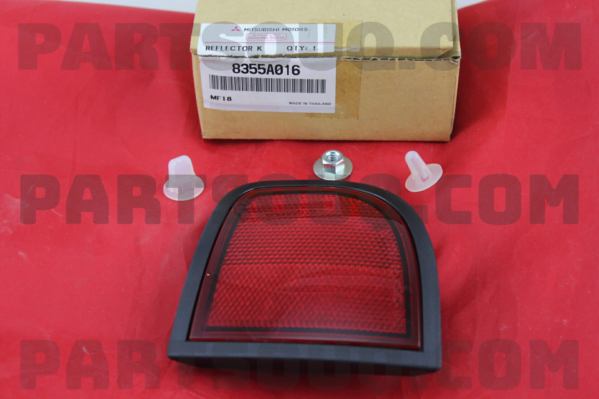 Đèn ba đờ xốc sau Triton (Đèn sương mù) Mã phụ tùng 8355a016