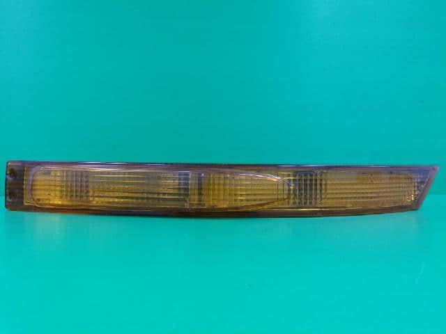 Đèn xi nhan Korando Mã phụ tùng 8330106000