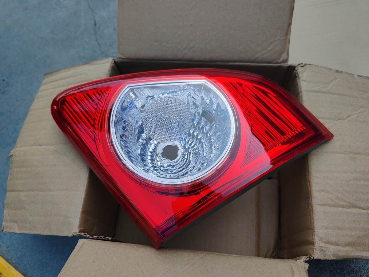 Đèn hậu trong Altis 2008-2010 Mã phụ tùng 8158102200